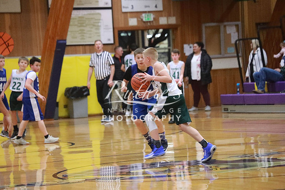 931 19 1211 BI8A2134